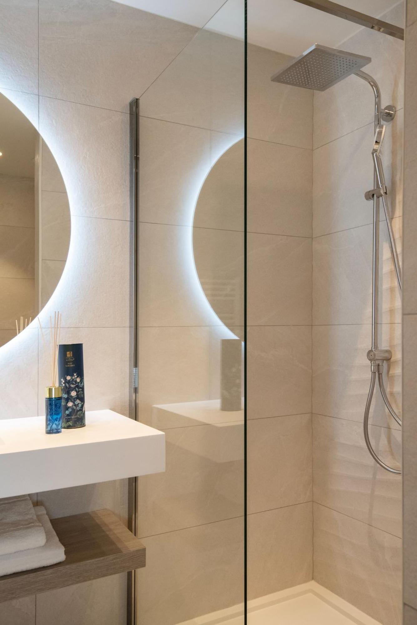 Residence Hoteliere Chambord Au Coeur De Menton - Entierement Renovee Ngoại thất bức ảnh